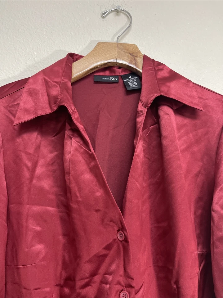 Blusa East 5th Para Mujer Nueva Con Etiquetas, Talla 10, Roja Elegante Botón Delantero Manga Larga Poliéster Foto 2 de 4