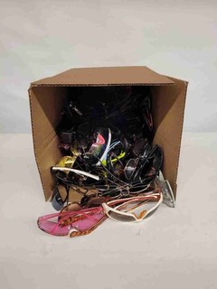 Multibrand Unisex Sunglasses Bulk Lot 8lbs