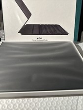 Apple Smart Keyboard Folio for 11-inch iPad Pro US English MXNK2LL/A