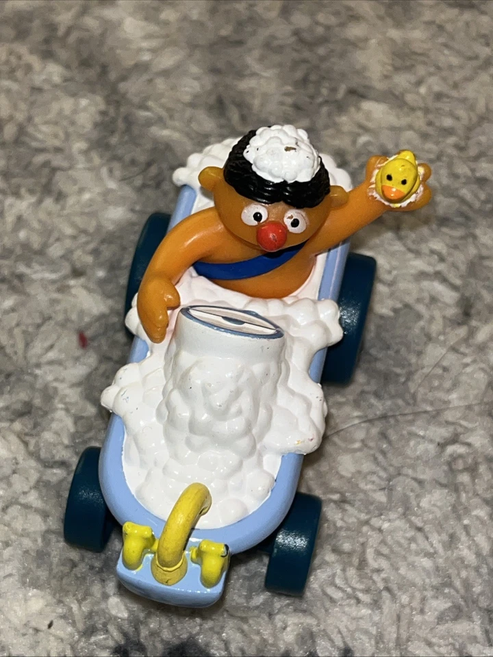 RARE Sesame Street Diecast Learning Curve Brand 2008 Ernie Rubber Duckie Racer - Image 2 of 4