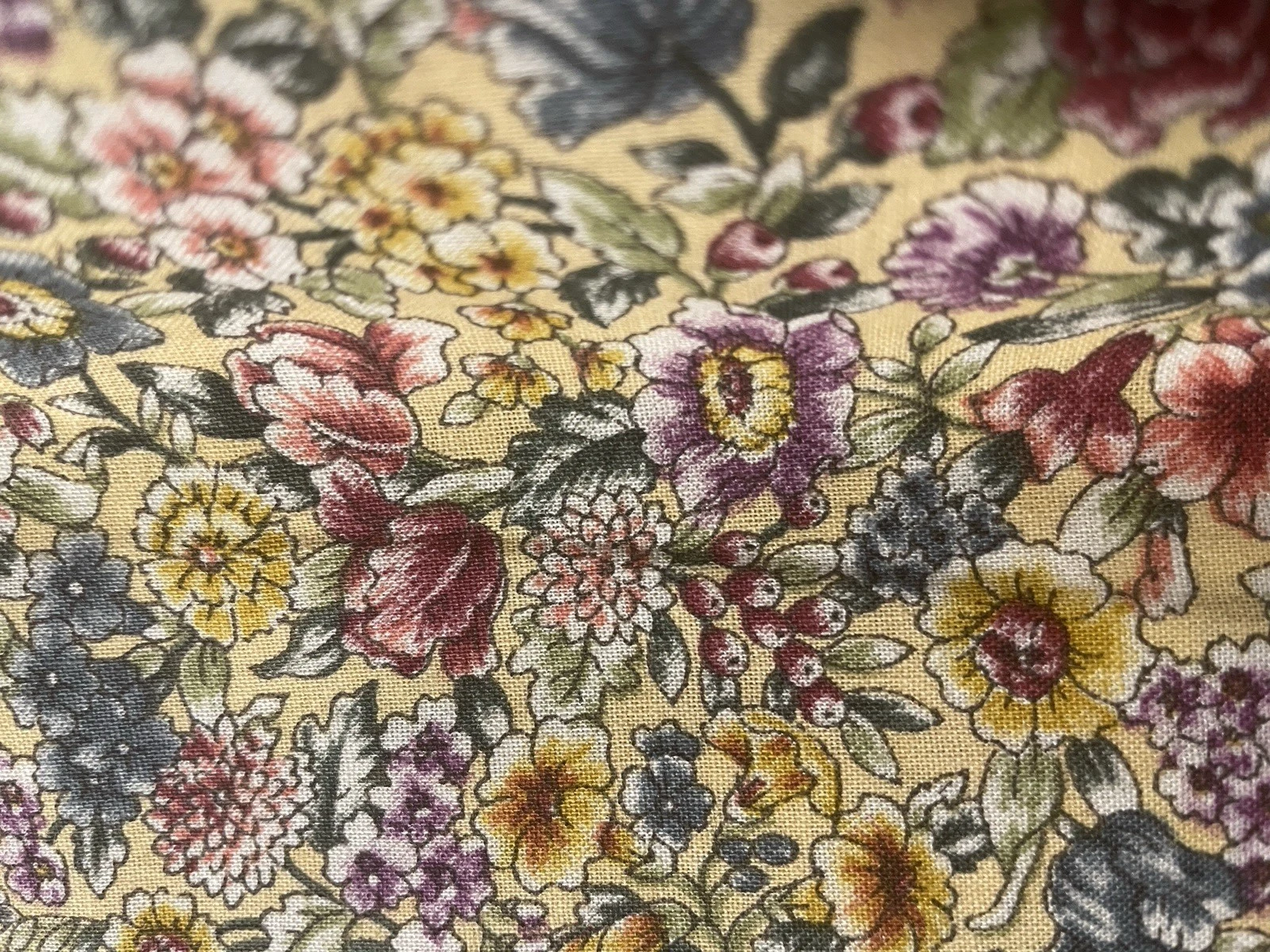 Vintage Marcus Brothers Yellow Floral Cotton Quilting Fabric BTHY - product detail image 7