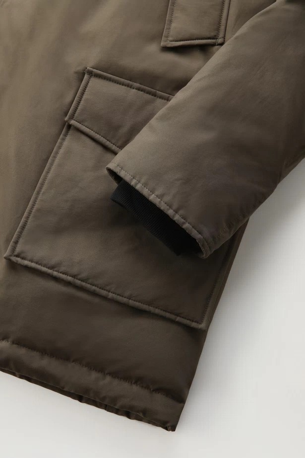 Woolrich Arctic Parka In Ramar With Detachable Fur Trim Dark Green image 4