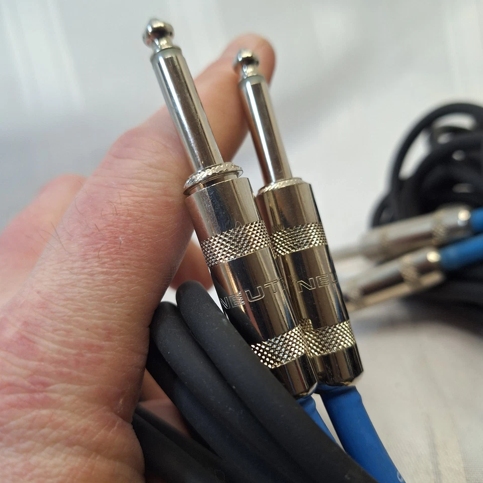 Lote de cables de instrumentos Livewire Advantage 10 pies X2+ paquete de 15 pies O 3 etapas banda en vivo Foto 2 de 4