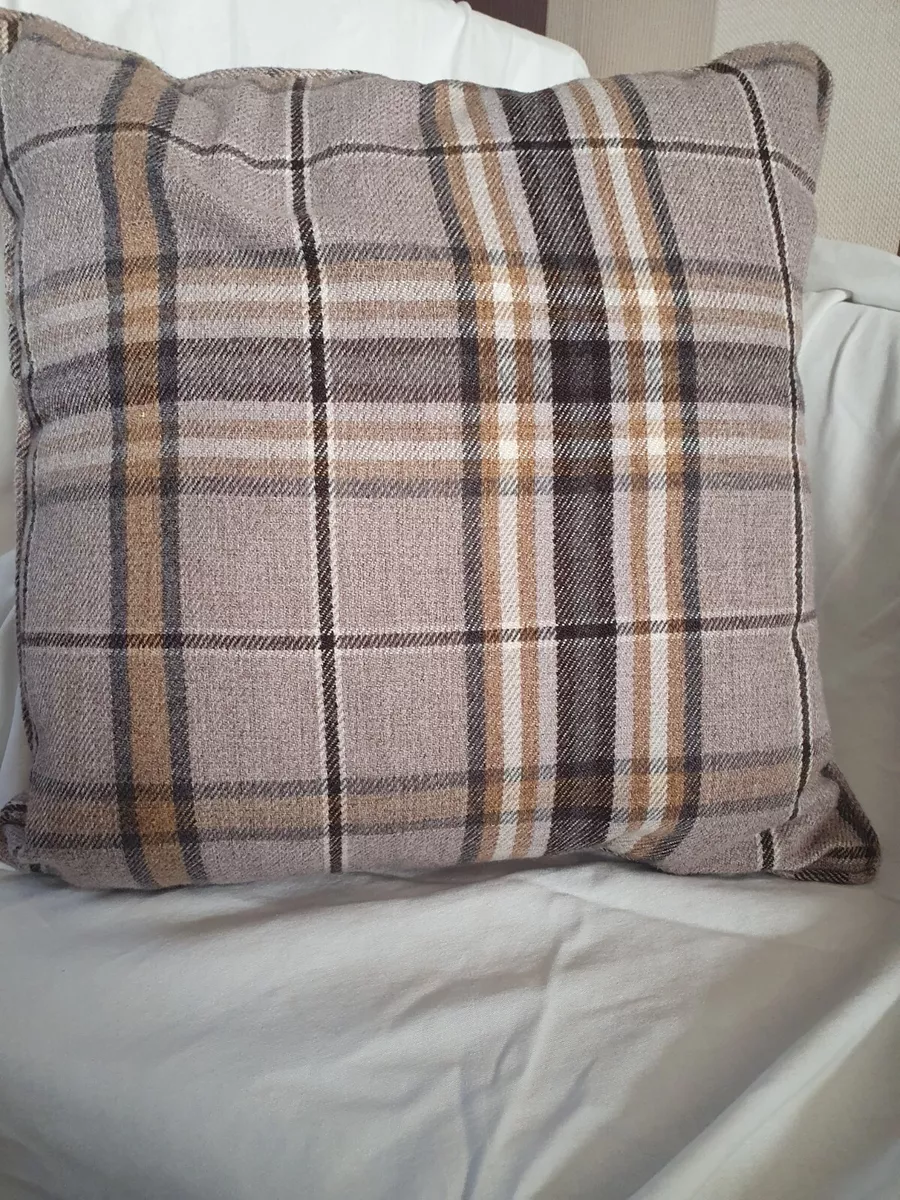 Dunelm Brown Biege Tartan cushion covers 18 x 18 Inner Included eBay