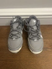 Nike Hyperdiamond Keystone Women's Size 6 Softball Cleats Grey & White EUC 