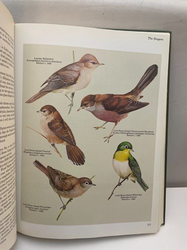 The Encyclopedia of Vanished Species by David Day, Animals HC Revised Edition - Picture 4 of 17