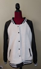 Forever Flower Blk & Wht Bomber Jacket. Snap Front W/ Pockets. Size 3x. (c-16)