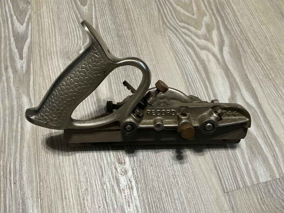 Two Vintage Record 044 Combination Planes With Spare Cutters - Image 3 of 4