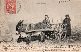 63 CPA ANIMEE PRECURSEURS 1903 L'AUVERGNE ATTELAGE ET TYPES AUVERGNATS