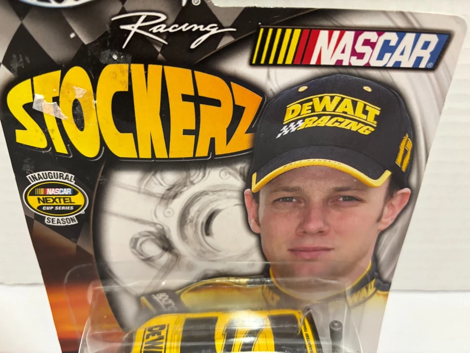 Hot Wheels Racing Stockerz 2004 1:64 Matt Kenseth #17 DeWalt diecast nuevo en paquete Foto 3 de 4