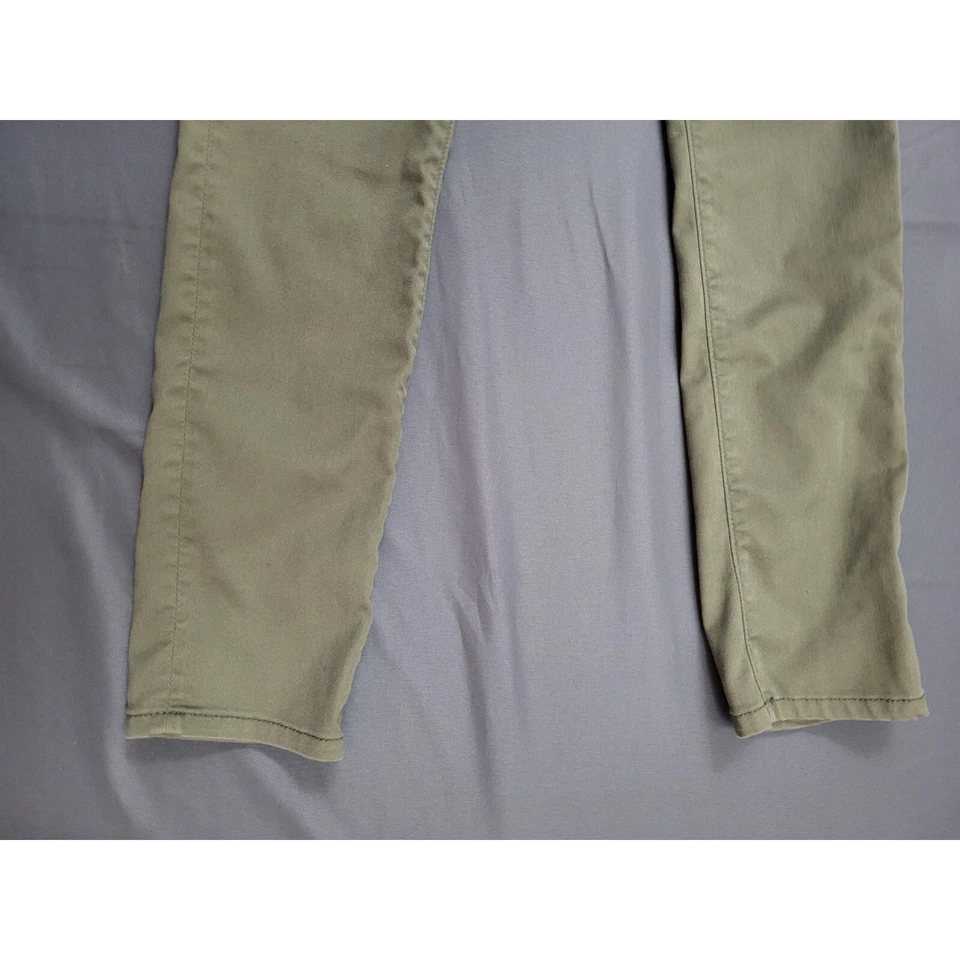 Pantalones American Rag Cie para mujer talla 7 elásticos ajustados tiro bajo cremallera cónica verde Foto 4 de 4