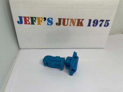 Transformers 2003 Universe Super Class ULTRA MAGNUS stabalizer part only Hasbro