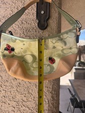 COACH Ladybug Signature One Shoulder Bag Purs...
