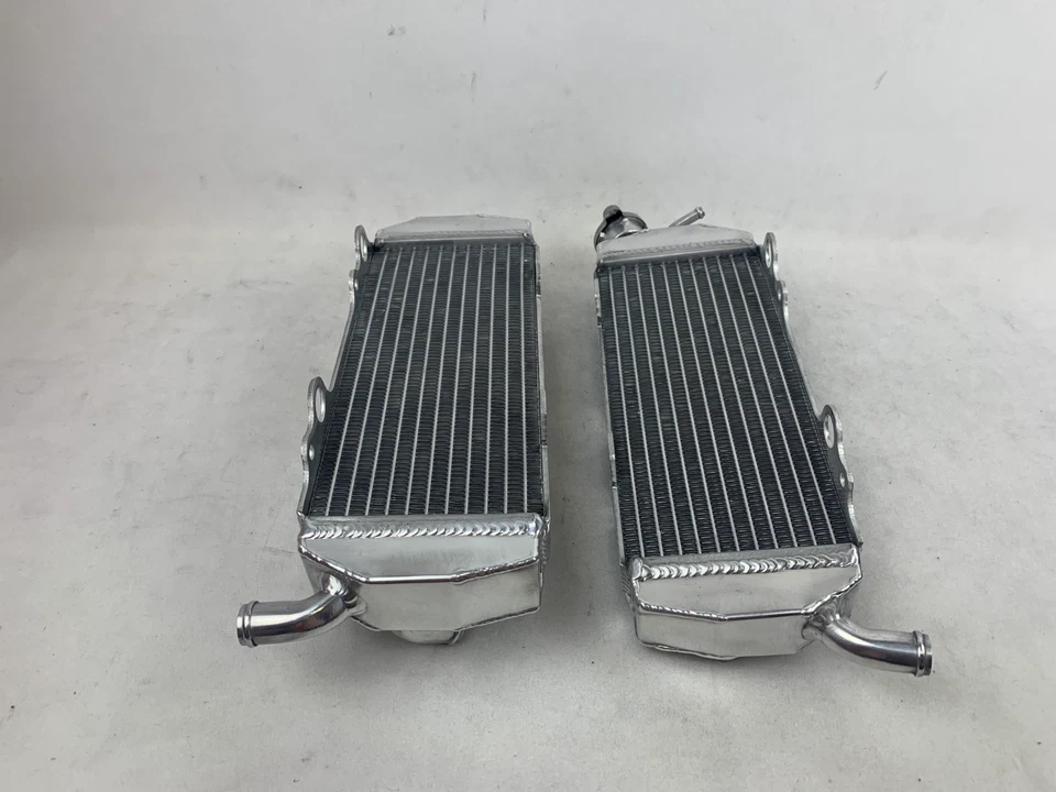 Radiador de aluminio para 1994-2006 1995 1996 1997 1998 KTM LC4 620 625 640 660 Foto 3 de 4