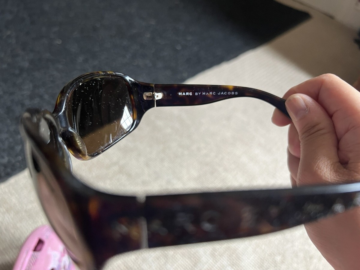 *NEW* Marc Jacobs Tortoise Shell Women\'s Sunglasses Marc Jacobs Sunglasses MJ-1099-S 086/HA main image 2
