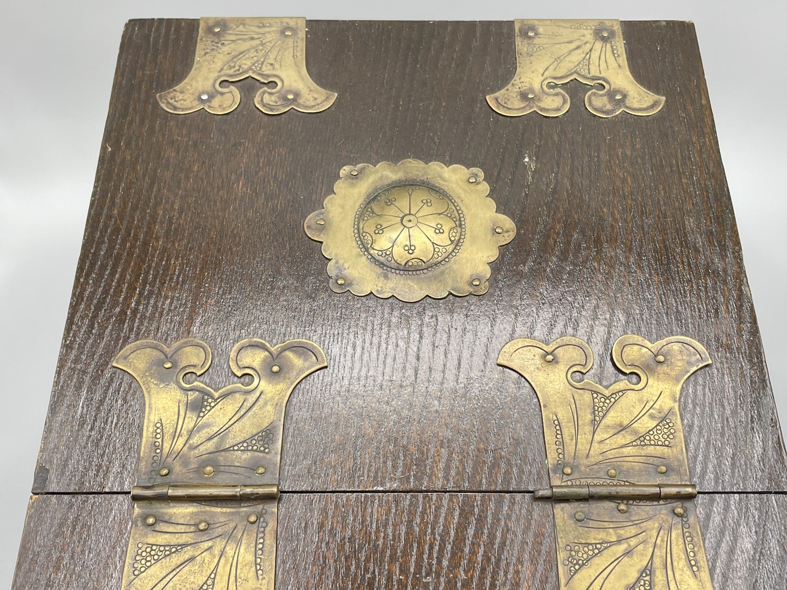 Picture 3 of 12
