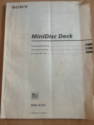 SONY MDS-JE520 Bedienungsanleitung Operating Manual
