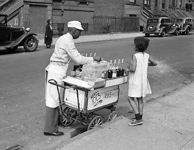 1938 African American Man Selling Ices New York Old Photo 8.5'' x 11'' Reprint