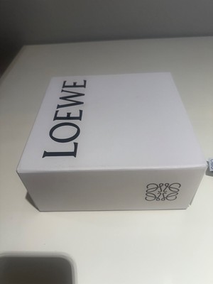 LOEWE ボックス ホワイト