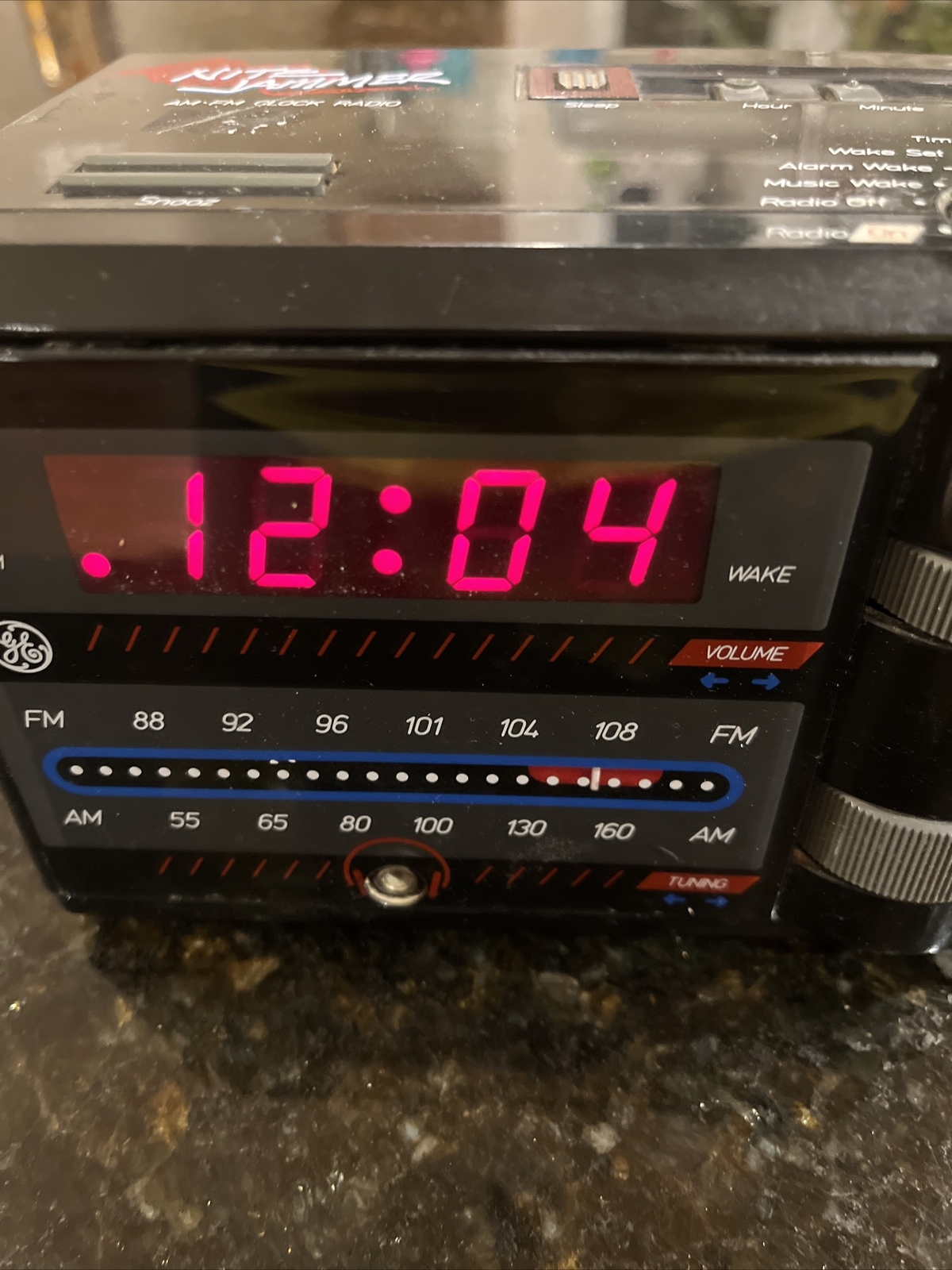 Vintage 80's GE General Electric Nite Jammer Alarm Clock AM FM Radio 7