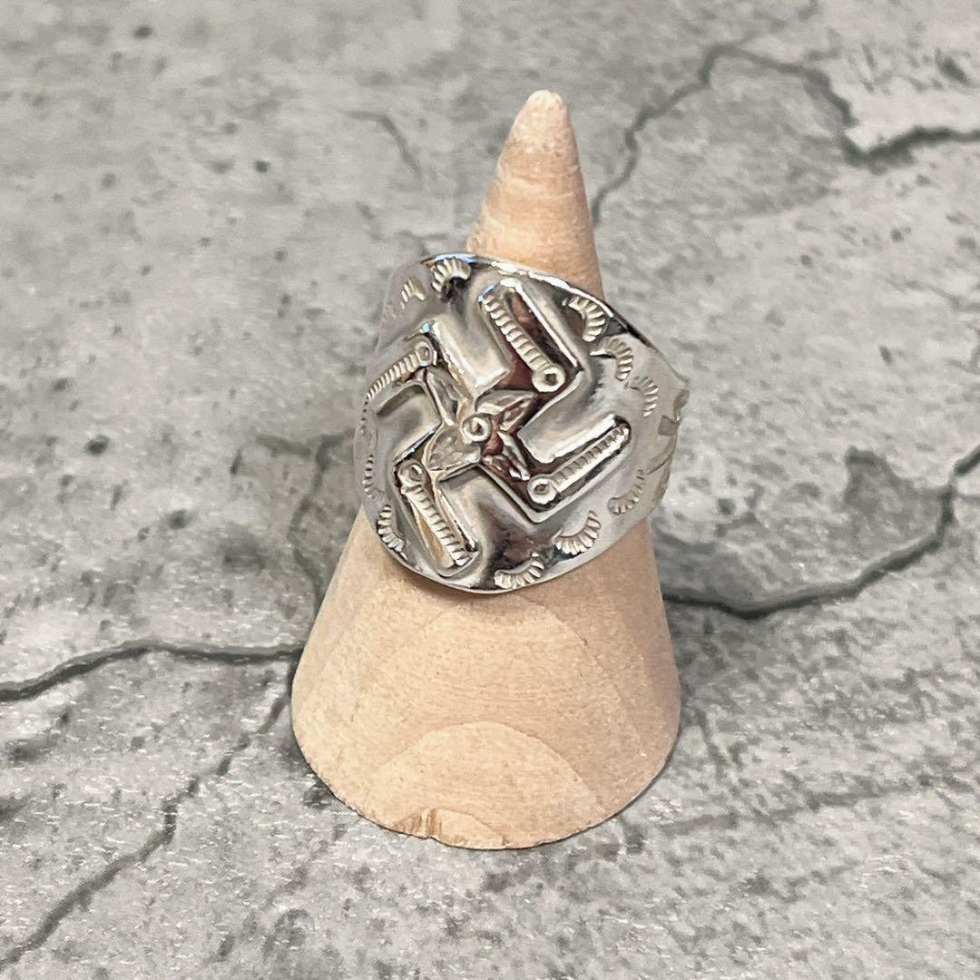 LARRY SMITH Larry Smith Swastika Ring Size 15 Rare Navajo