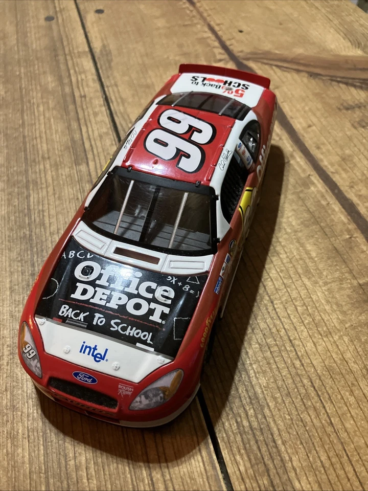 Carl Edwards Autografiado Escala 1:24 Diecast 1/1075 Office Depot Vacaciones #99 Foto 2 de 4