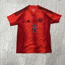 FC Bayern Munich 2024-25 Home Kit (Large)