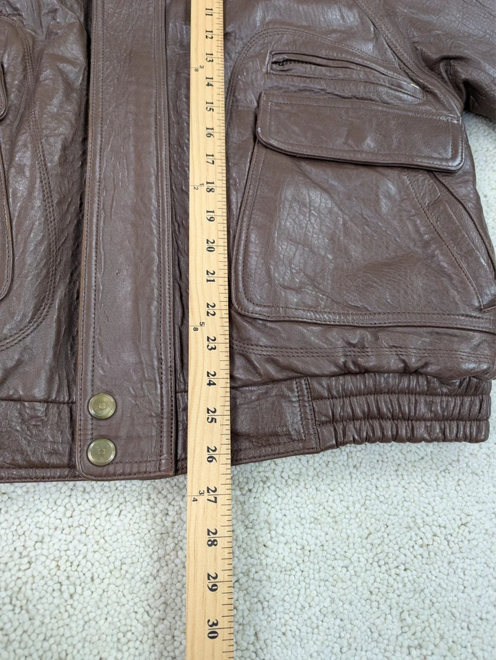 Chaqueta Bill Blass Para Hombre Mediana Cuero Marrón Bombardero Abrigo de Vuelo Acolchado Forrado De Colección Foto 2 de 4
