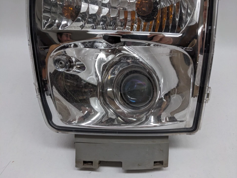 Cadillac STS Fog Light Lamp Driver's Left 2005 - 2011 - Image 4 of 4