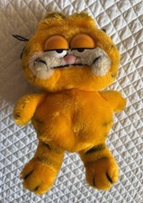 VINTAGE 1981 GARFIELD 10 INCH PLUSH FUN FARMPLUSH