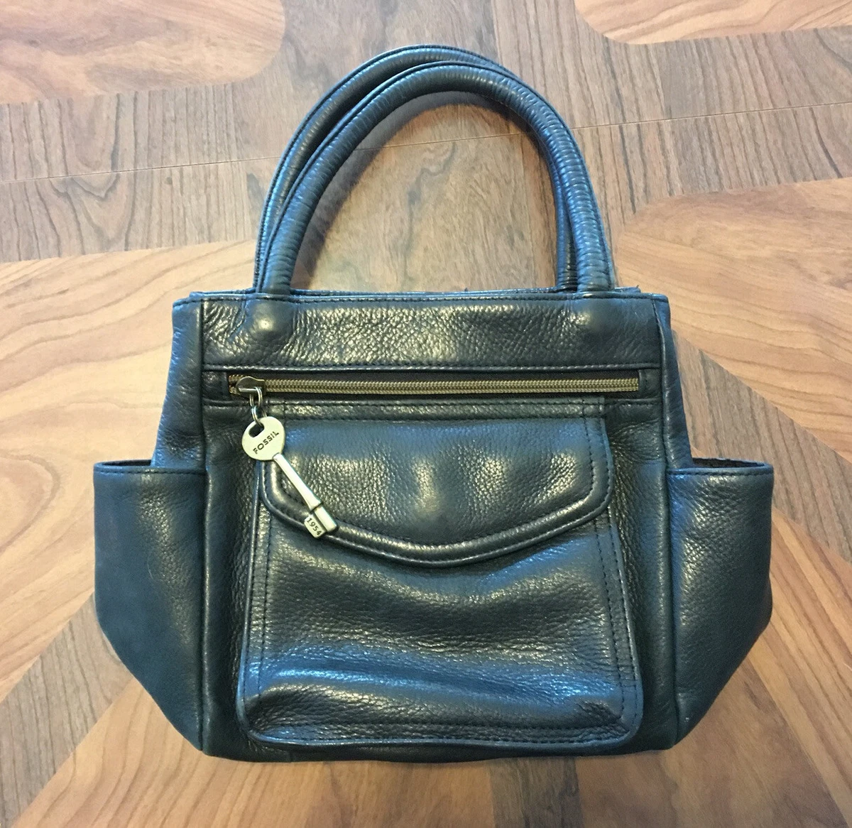 Fossil Black Genuine Leather 1954 Key Handbag Purse