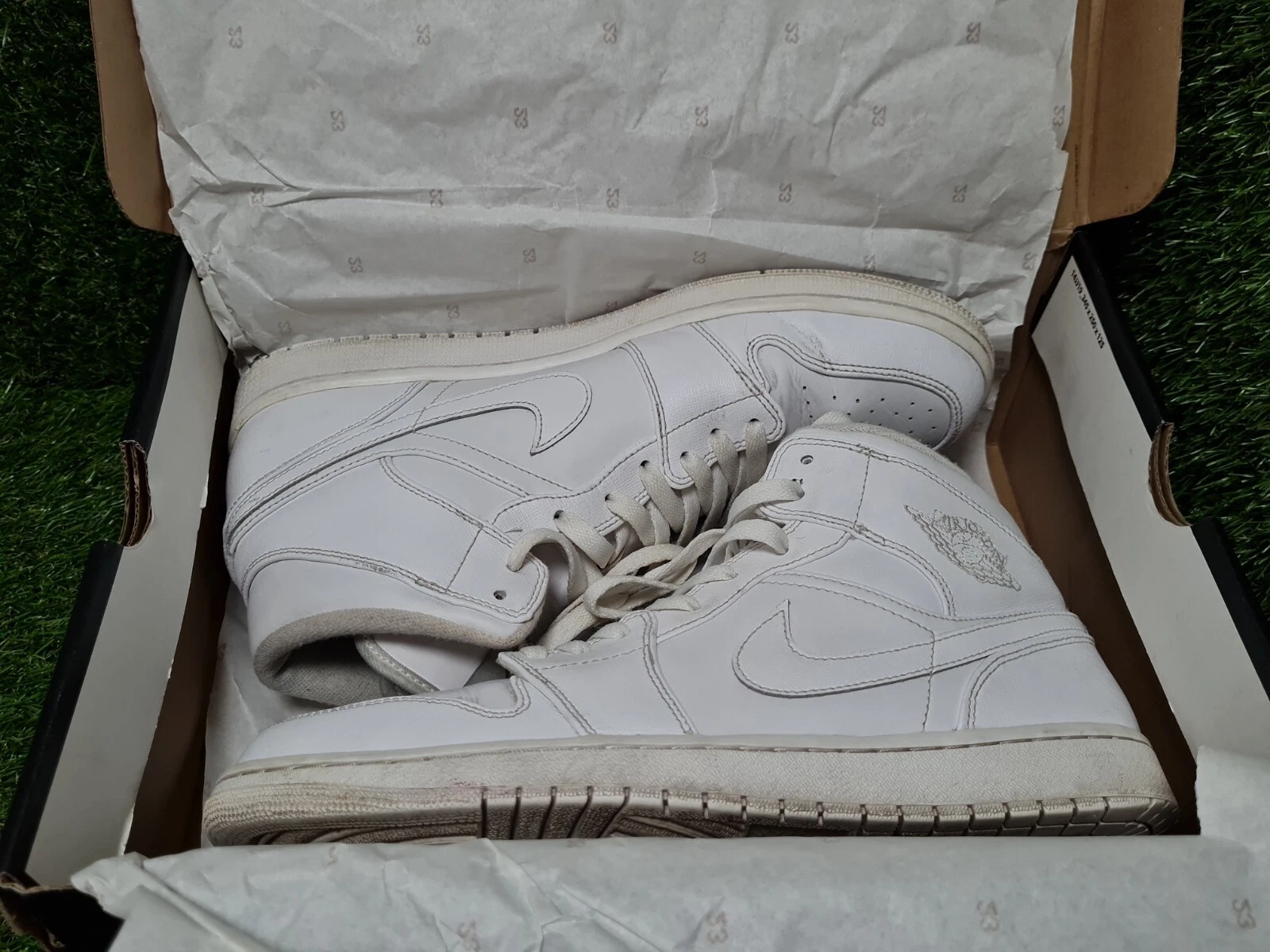 AIR JORDAN 1 RETRO MID #554724 100 UOMO TAGLIA 12 TRIPLO BIANCO (2012)