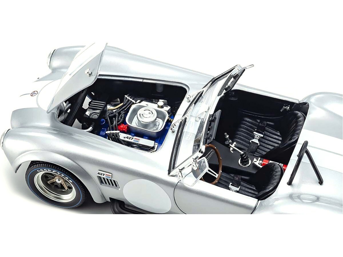 Ｓ★商品Ｎｏ.３２７１★メーカー色々ＣＯＢＲＡ・４２７Ｓ／Ｃ☆１／１８＆１／２４ Amazon.com: Shelby Cobra 427 S/C Silver Metallic with White