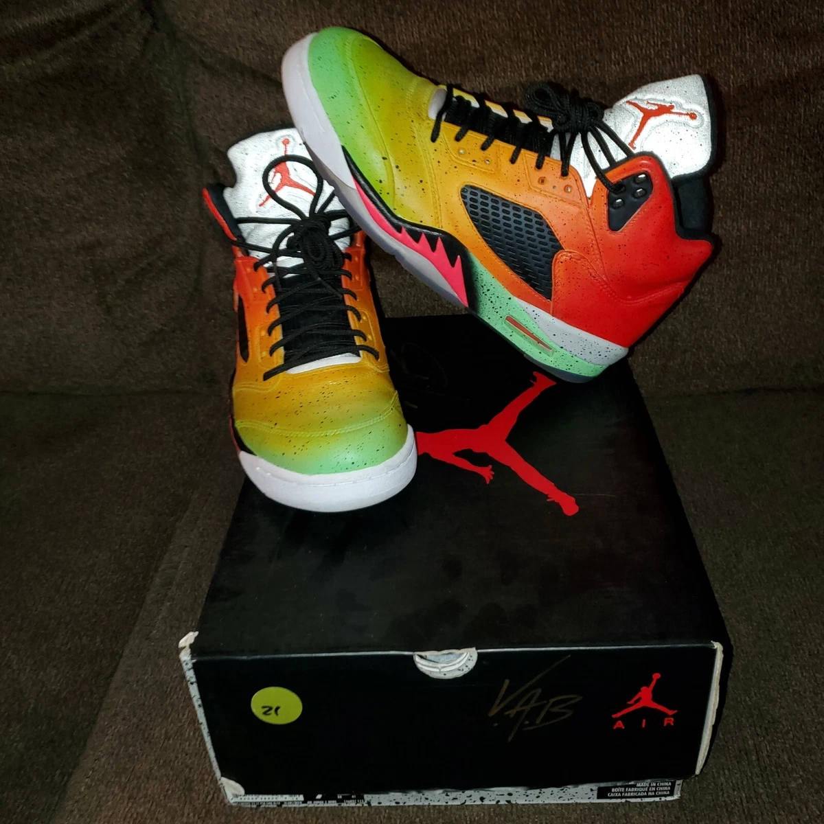 Green and top red 5s