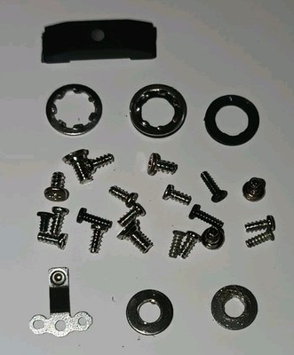 Original Apple iSight Webkamera M8817 A1023 Gehäuse Schrauben und Kleinteile 