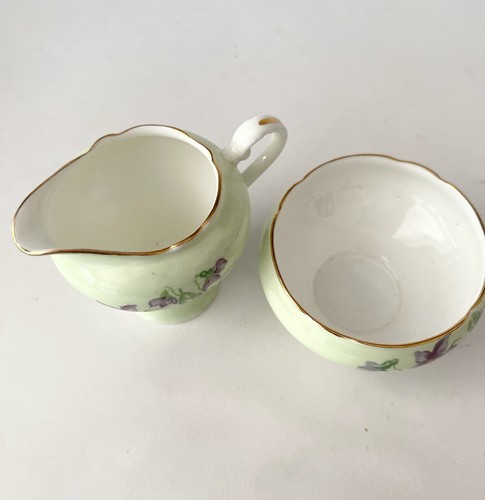 Aynsley Footed Creamer & Open Sugar Violets on Soft Green Elegant 1934-1939 - Picture 5 of 9