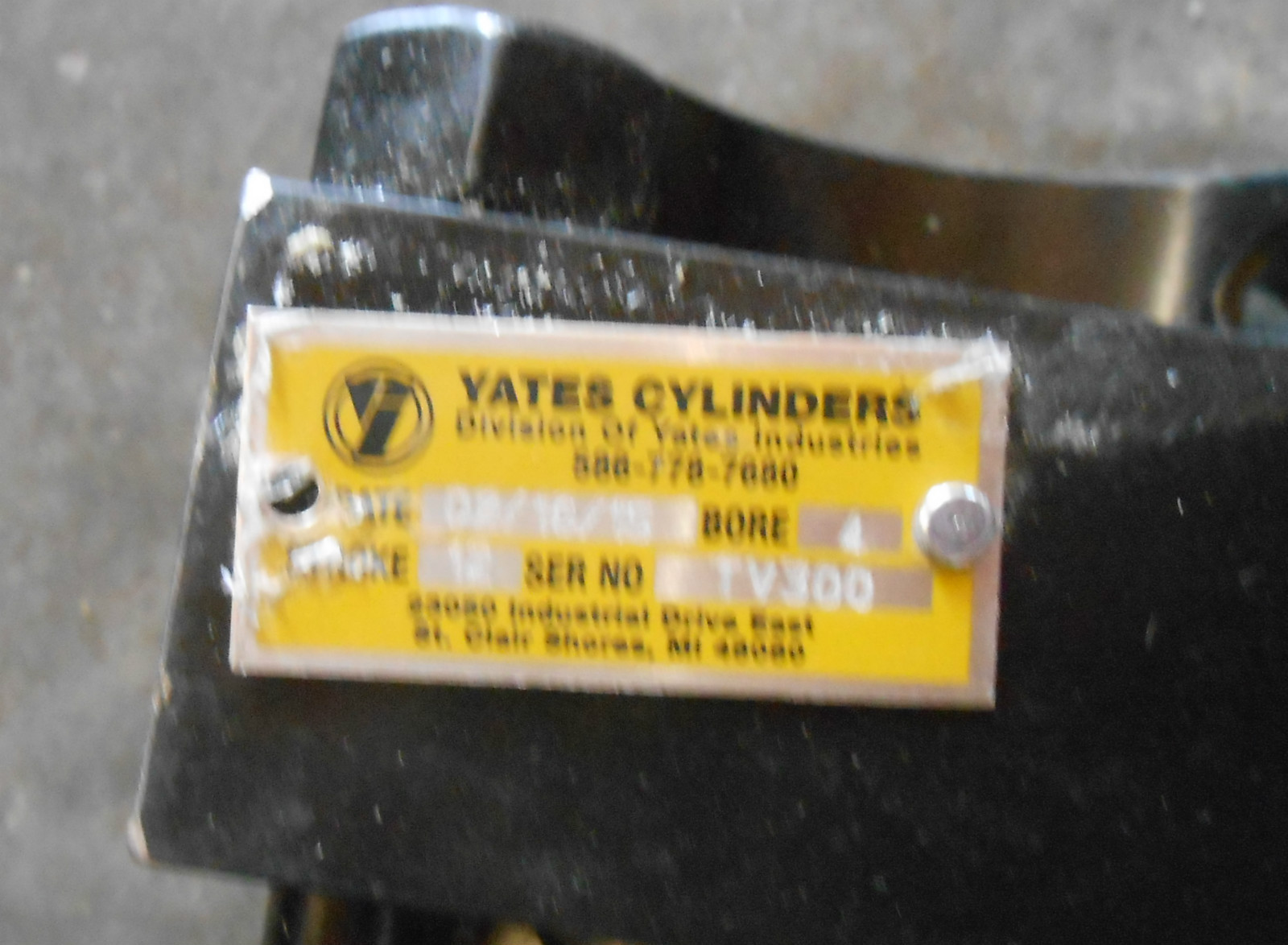YATES INDUSTRIES H6 Series Hydraulic Cylinder H6EN4NSTV2X (H8) eBay