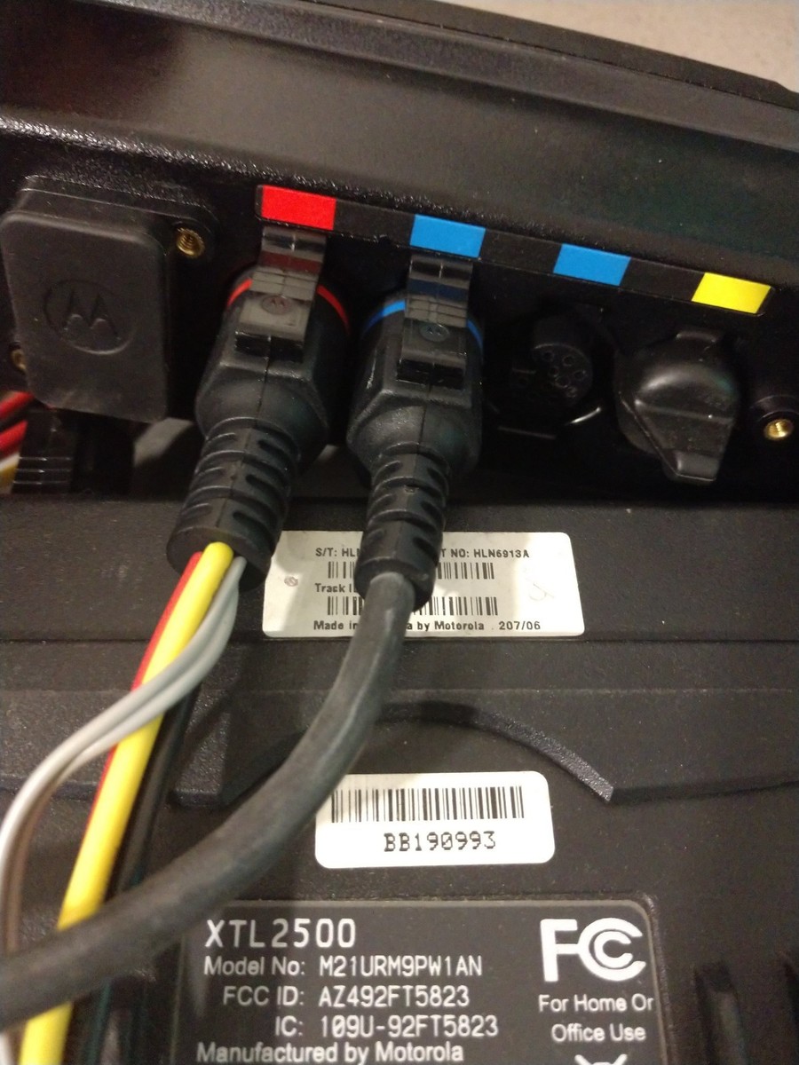 SERRURE BOUTON NEIMAN DE COFFRE ARRIÈRE + MOTEUR DE CENTRALISATION AVEC SERRURE BOUTON NEIMAN DE COFFRE ARRIÈRE + MOTEUR DE CENTRALISATION AVEC