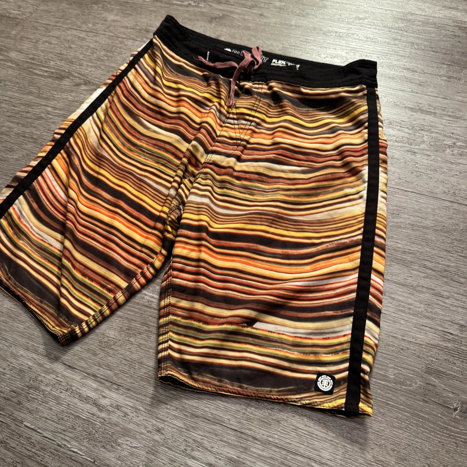 Element Shorts Mens 30 Stripe Board Shorts Swim Trunks Surf Beach 10" Casual - Image 2 of 4