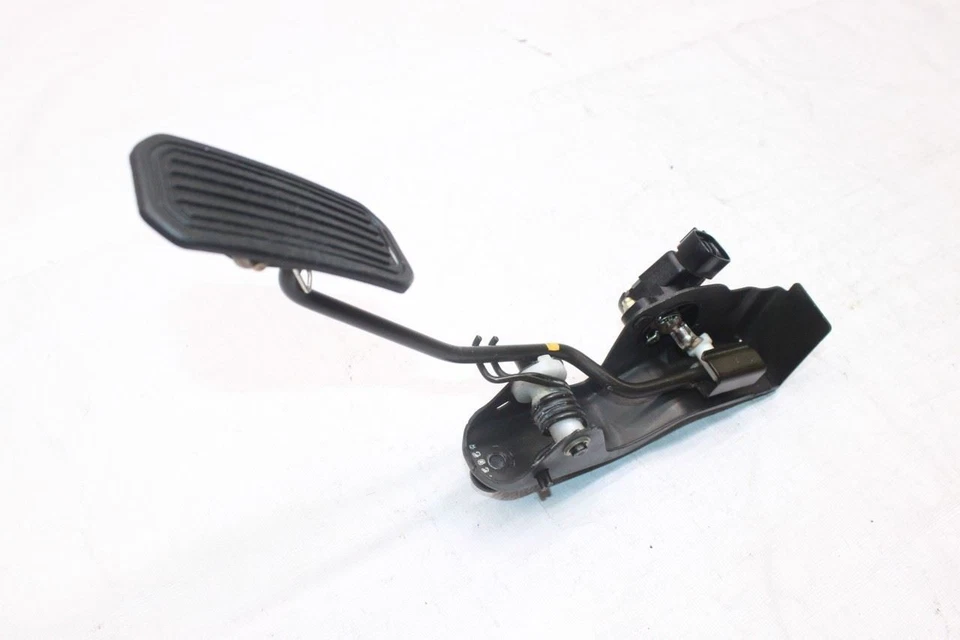 Pedal acelerador de gasolina Lexus SC430 Z40 CONV #406 2002 Foto 2 de 4