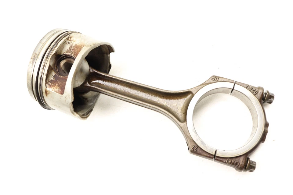 AUDI A8 QUATTRO 2000-2002 2004-2006 4,2 L - Pistón izquierdo con varilla de conexión Foto 2 de 4