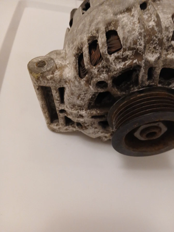 Alternador de terreno Chevy Equinox/GMC 2010-2017 P/N 13500315 genuino OEM usado Foto 3 de 4