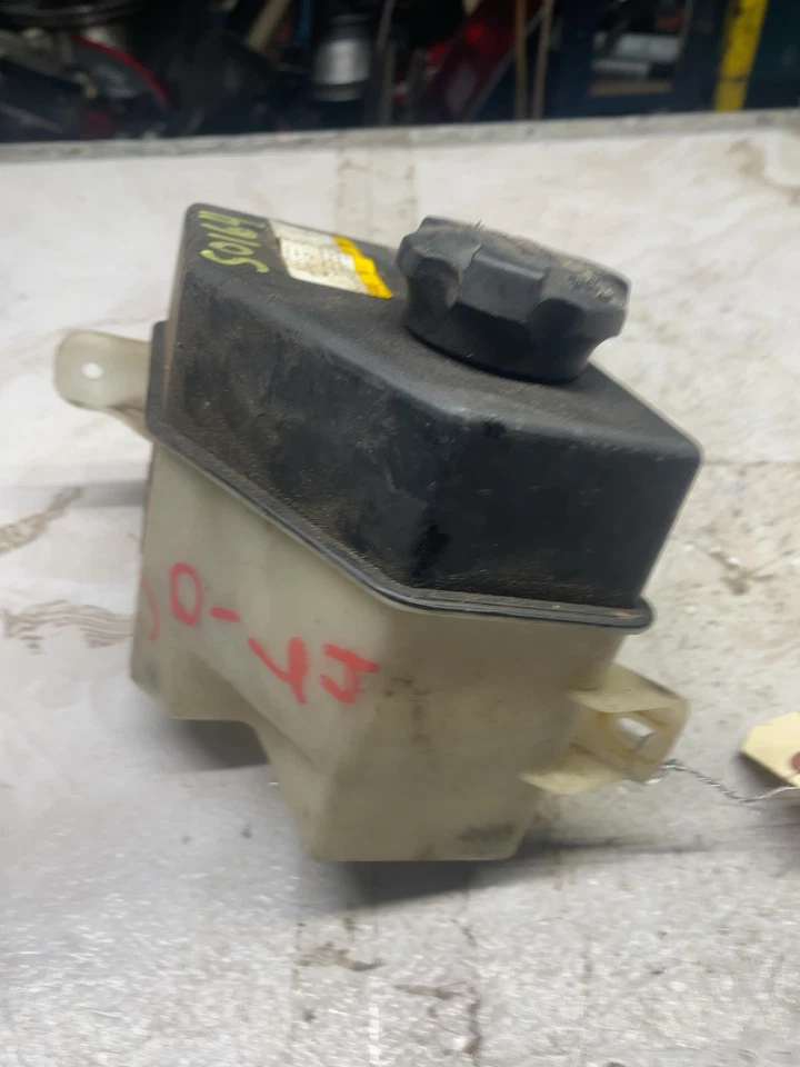 2006-2011 HYUNDAI ACCENT KIA RIO Coolant Recovery Bottle Reservoir Overflow OEM - Image 2 of 4