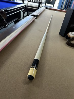 ビリヤード billiards MEUCCI DAVID HOWARD CUE Meucci David Howard Two-Piece Professional Pool Billiard Cue Stick