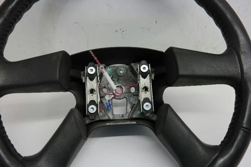 Volante GMC Envoy 2002-2005 Foto 4 de 4