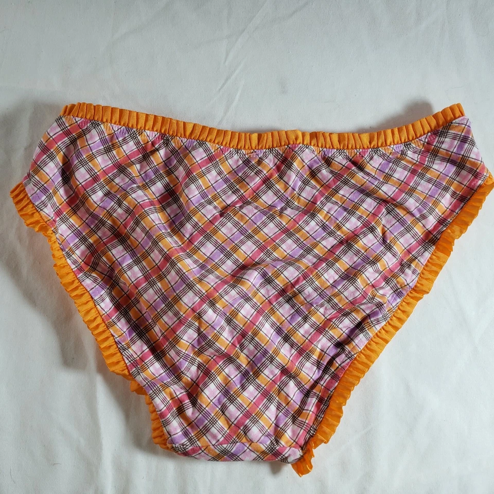 Biquíni Victoria's Secret acabamento com babado pequeno rosa laranja roxo xadrez - Imagem 2 de 3