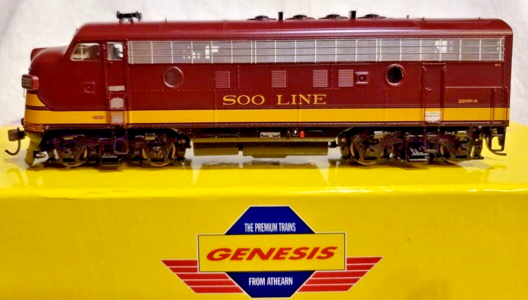 LNIB! SOO LINE RAILROAD Athearn Genesis