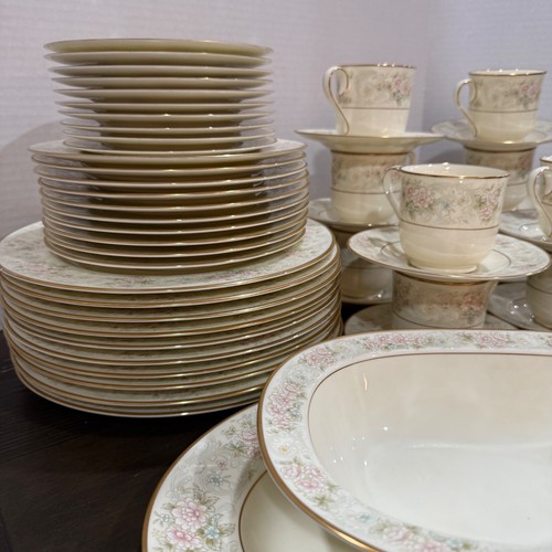 Servizio Noritake Willowbrook per TEN Bone China rosa blu verde floreale ~ bellissimo - Foto 2 di 6