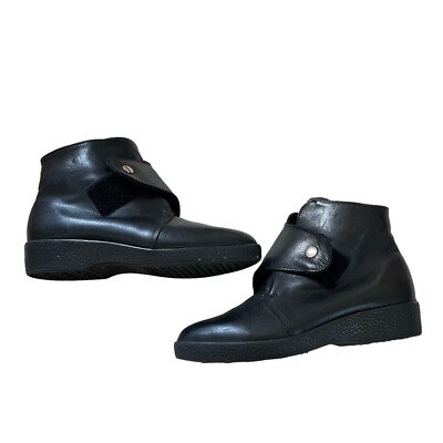 Woman’s Blondo Waterproof Black Leather Ankle Boots DELTA Black Leather Ankle Boot | Women main image 4