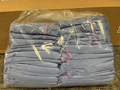 Medline XL Surgical Gown SMS - Sirius AAMI Level 3 Nonsterile - Case Of 100